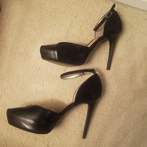 Gorgeous black suede and leather pumps - Picture 4 of 8